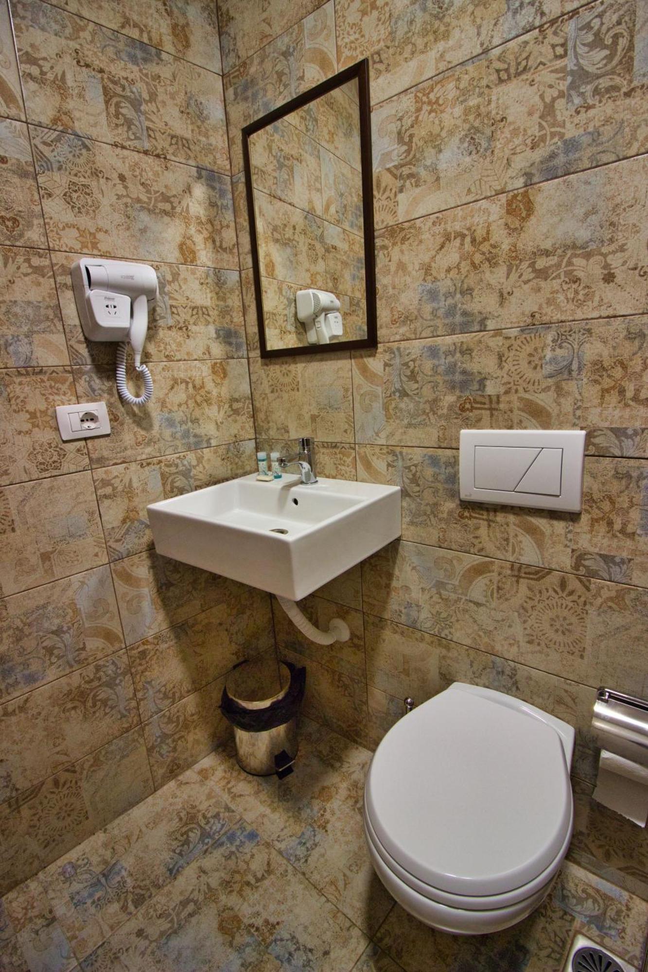 4 Rooms Gjirokastra 外观 照片